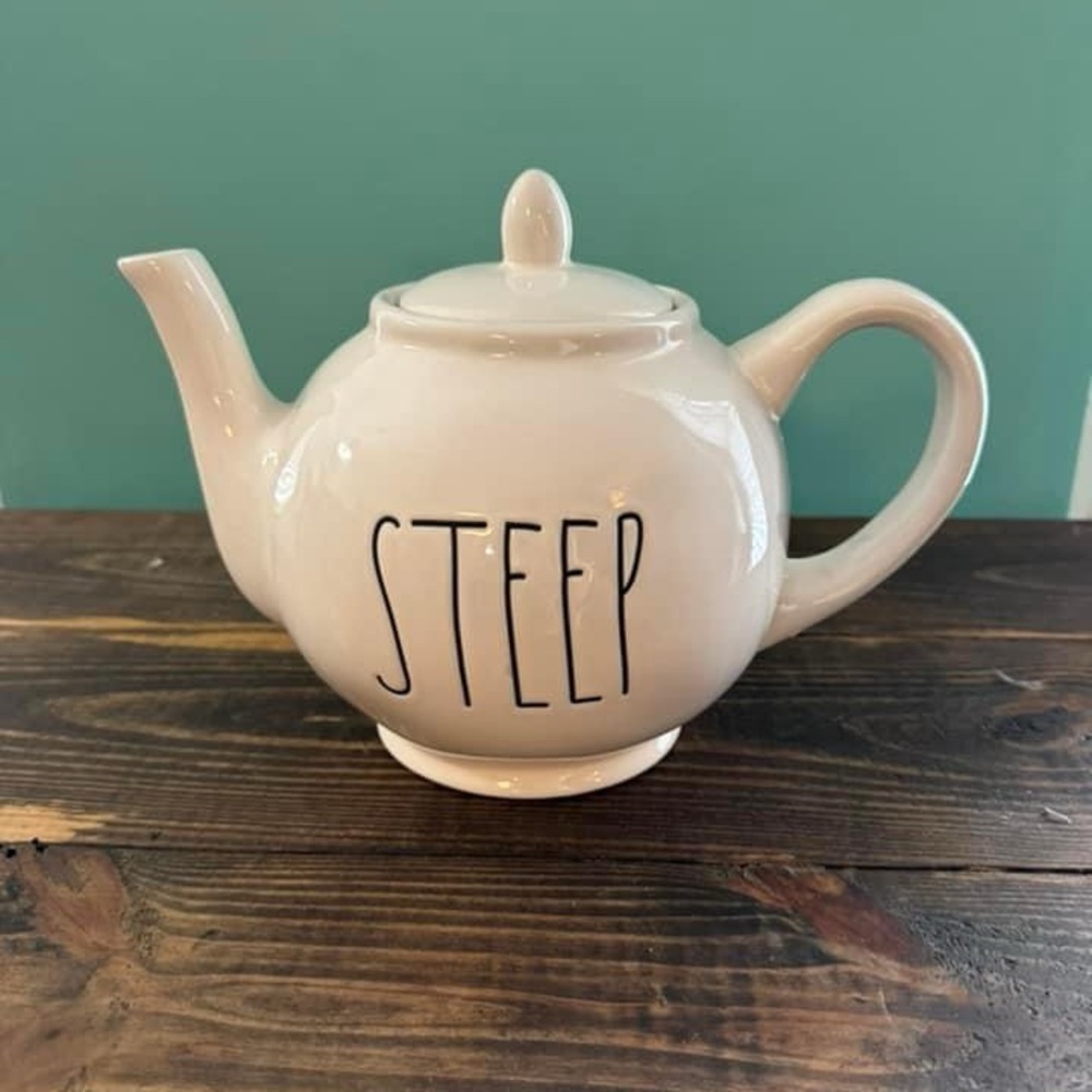 Rae Dunn teapot